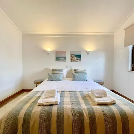 Cristina 9 * البوفيرا