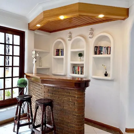 Cristina 9 البوفيرا