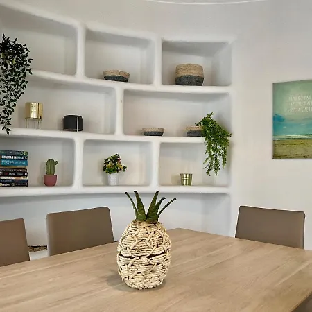 Cristina 9 Tatil Evi